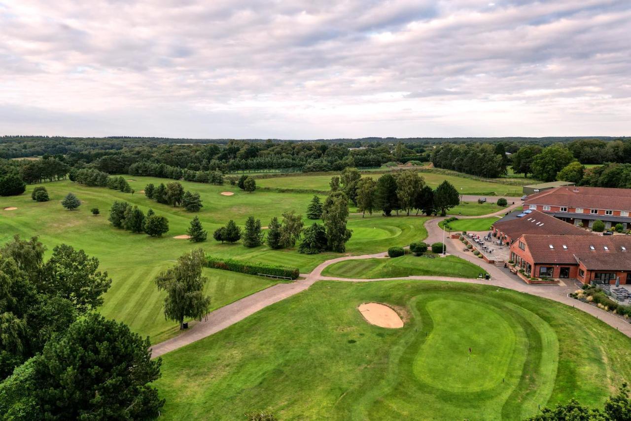 Wensum Valley Hotel Golf And Country Club Norwich Exteriör bild